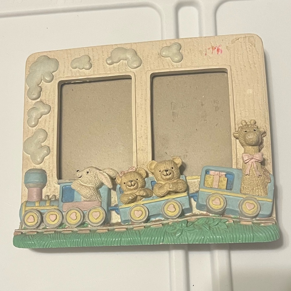 Adorable Picture Frame - Picture 2 of 6